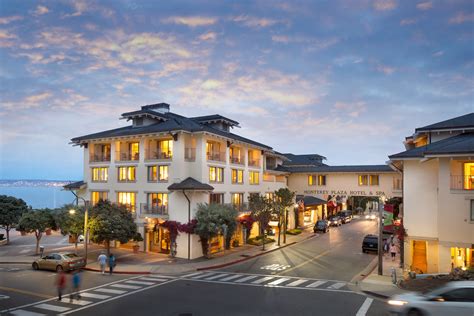 bay park hotel monterey|hotels near luminarias monterey park.